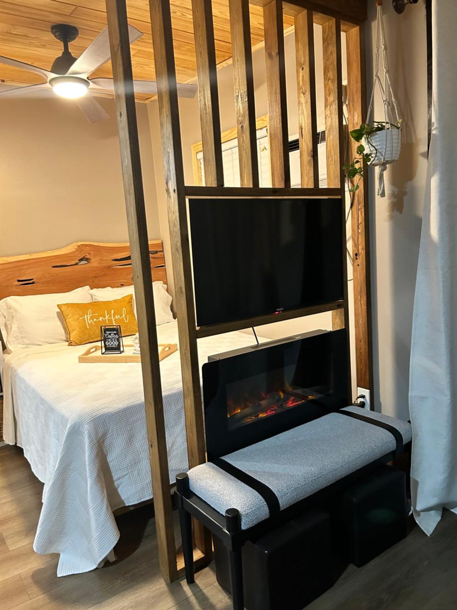 Sweet Tiny Cabin Тампа Экстерьер фото